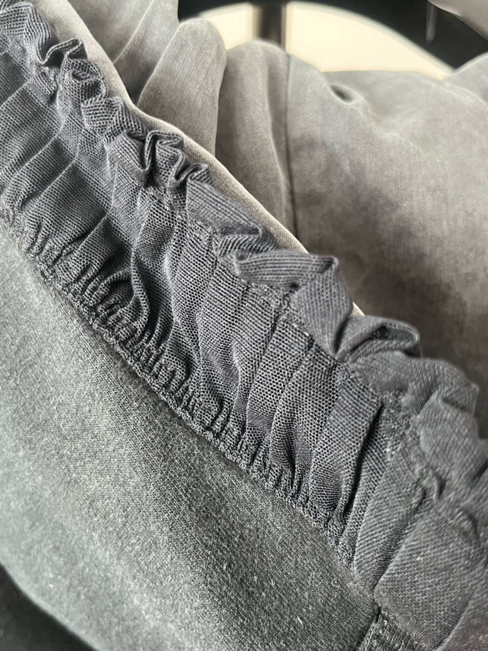 lululemon athletica black scuba ruched hood zip up jacket- Limited US 6 - Picture 6 of 14
